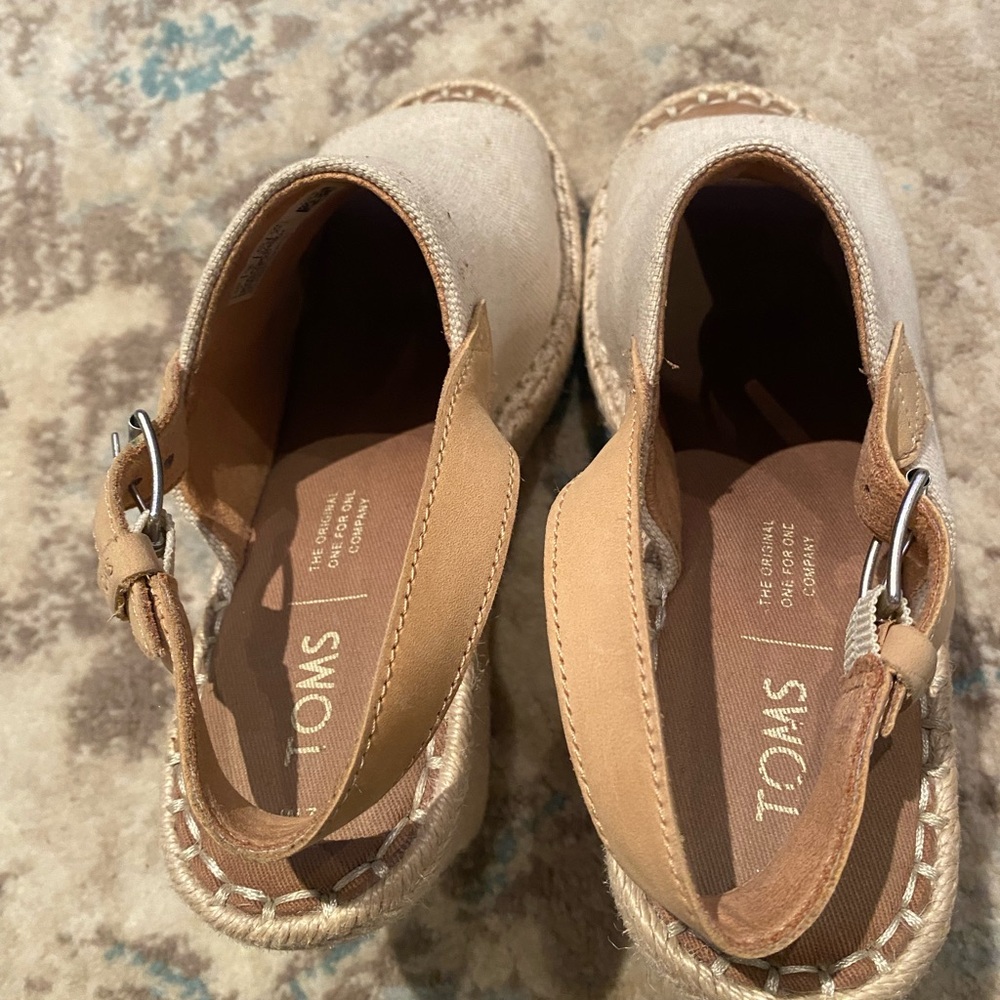 Toms Monica wedge heel size 7 in natural Oxford - Picture 4 of 10